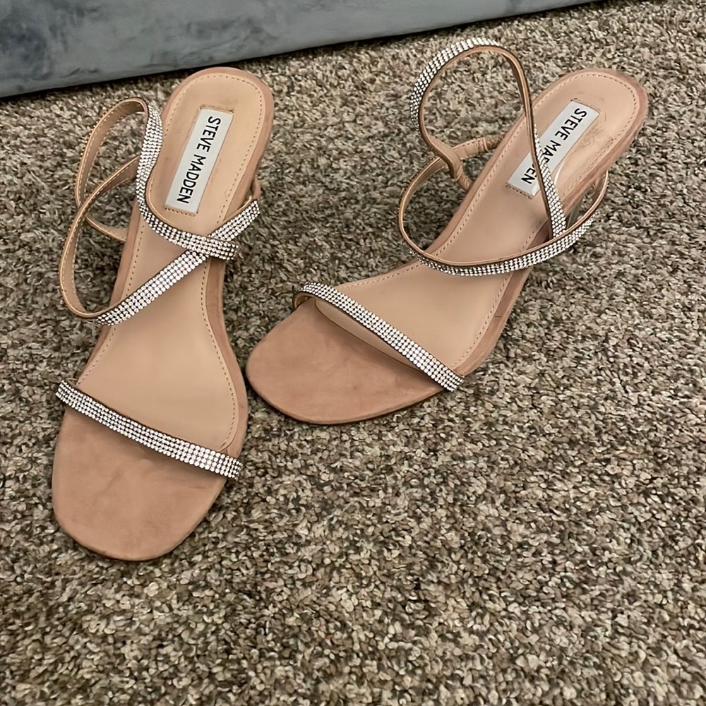 Steve Madden Jeweled heels
